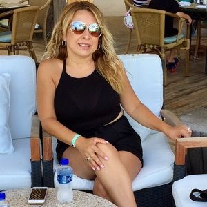 Meet your Posher, Sandra